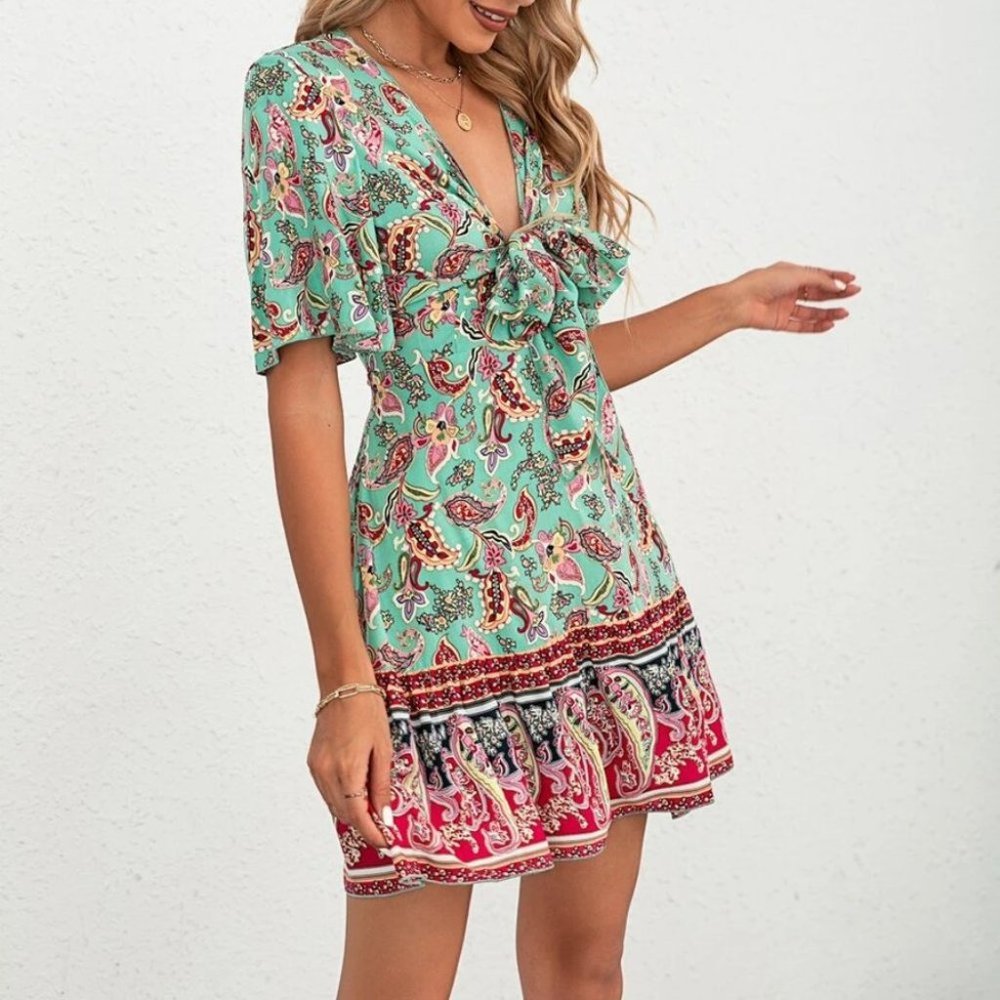 Green Paisley tie front Mini Dress - Picture 4 of 6